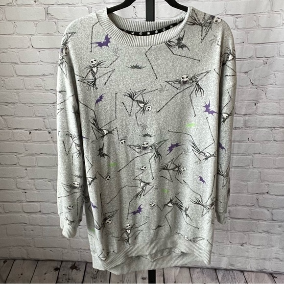 The Nightmare Before Christmas Crew Neck Tunic Sweater Size Medium - Picture 1 of 4